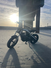 Load image into Gallery viewer, Segway Xyber E-bike
