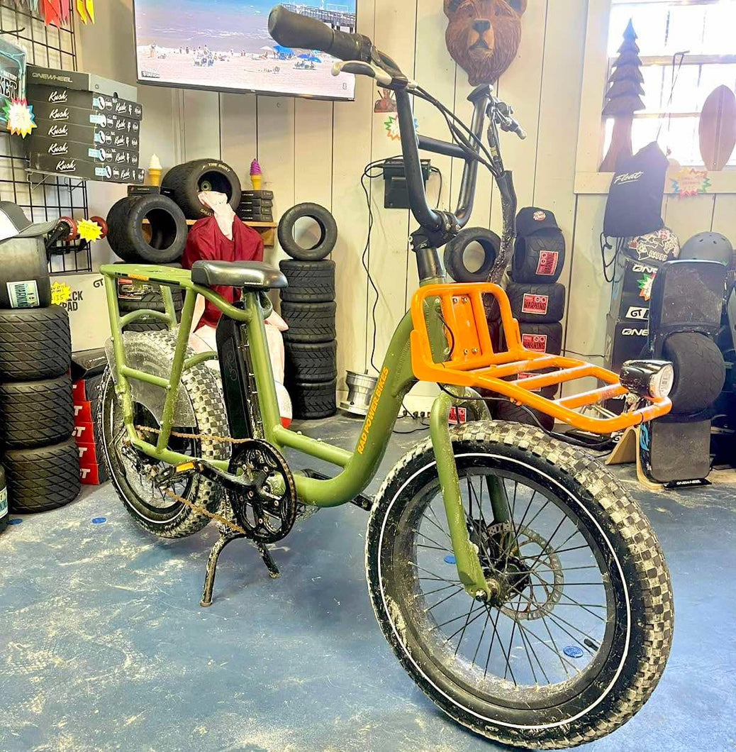 E-Bike Rental | RADRUNNER.